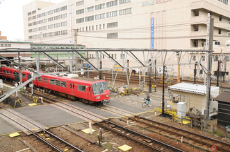 踏切が「半分だけ」開く かつて名古屋で見られた踏切警手の職人技 今は踏切自体が廃止に