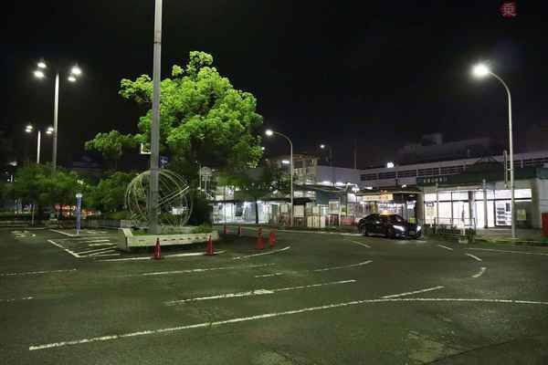 「ラーメン夜食つき夜行列車」に乗ってみた これは「深夜のSA」だ！ 光るLED職人の技