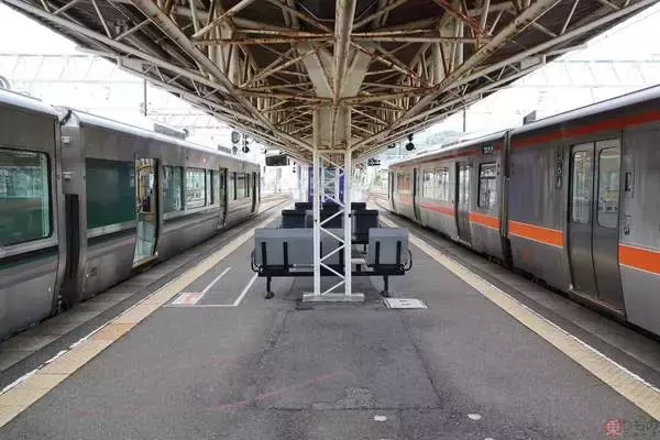 「「昭和の新宮夜行」「令和の新宮夜行」 両方に乗ってみた 天王寺駅で並んだ3時間」の画像