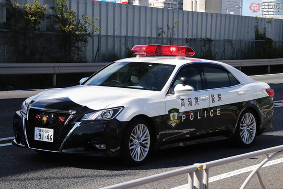 ニクいね新ロゴ 高知県警察 異例のパトカーご当地表記 さりげない赤色使い 21年8月4日 エキサイトニュース