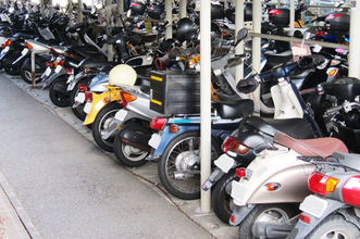 手軽な「原チャリ」消えてしまうのか 縮小する50cc原付一種 各社のラインアップは今