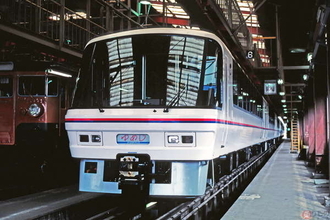 JR西日本の「スーパーサルーンゆめじ」 なぜ211系と213系の混結だった？ 理由は車体にあり