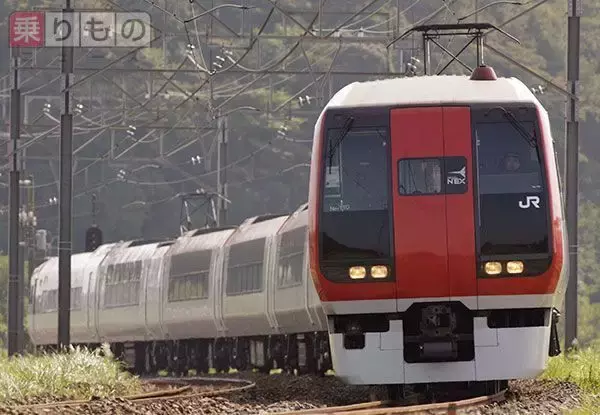 「ヤマハ自ら“至宝”と呼ぶ最強マシン「VMAX」何がスゴかったのか 共通点に「醤油と電車とJRA」？」の画像