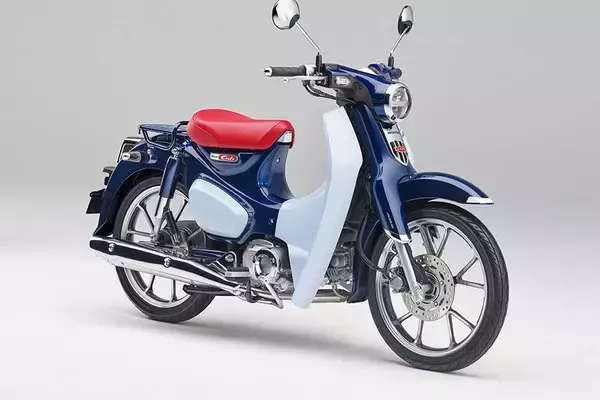 125cc「スーパーカブ」新エンジンに 新排ガス規制適合