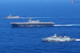 「海自護衛艦「かが」＆「むらさめ」インド洋でドイツ軍艦「バイエルン」と訓練を実施」の画像1