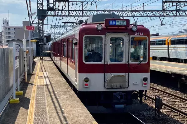 近鉄 定期券ユーザーに特典提供 月替りで飲食店割引やスペイン村半額など