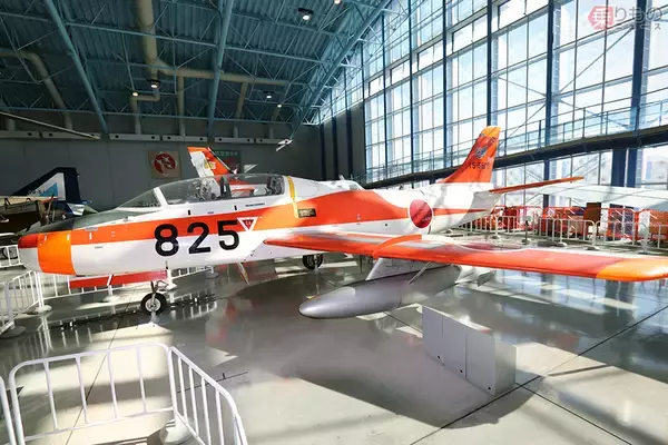 あいち航空ミュージアムで富士T-1「初鷹」を展示 開館4周年の特別企画展