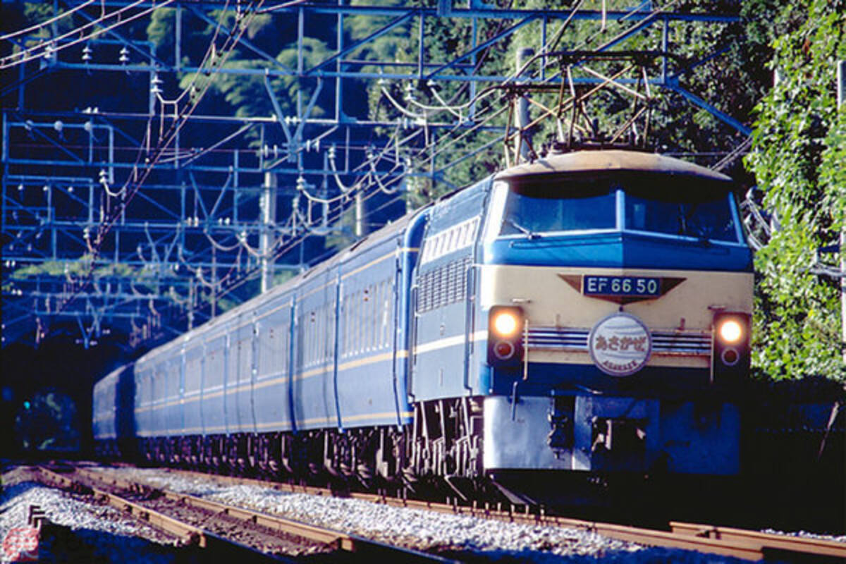1956年、戦後初の夜行特急「あさかぜ」が運転開始【鉄道・今日は何の日 