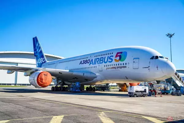 貴重！ 超巨大旅客機「エアバスA380」シミュレーターに潜入 ほかのエアバス機とは違う？