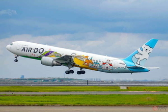 クマさんデザインのAIRDO特別塗装機 9日ラストフライト 「ポケモン」塗装機と入れ替え