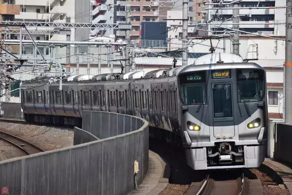 「新快速と関空・紀州路快速の全車両に防犯カメラ設置へ 特急も順次施行 JR西日本」の画像