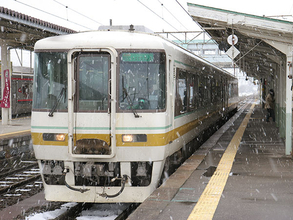 鉄道ファンはなぜ特急「北アルプス」が好きなのか　その十分すぎる理由