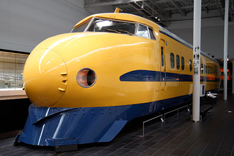 神戸の力になるために　震災復旧資材を運んだ「ドクターイエロー」