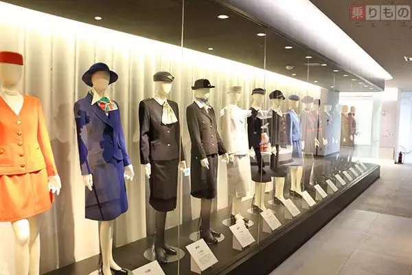 「「行ってよかった観光スポット」第1位に　JALの工場見学、その魅力とは」の画像