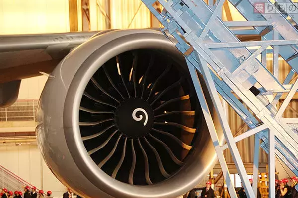 「「行ってよかった観光スポット」第1位に　JALの工場見学、その魅力とは」の画像