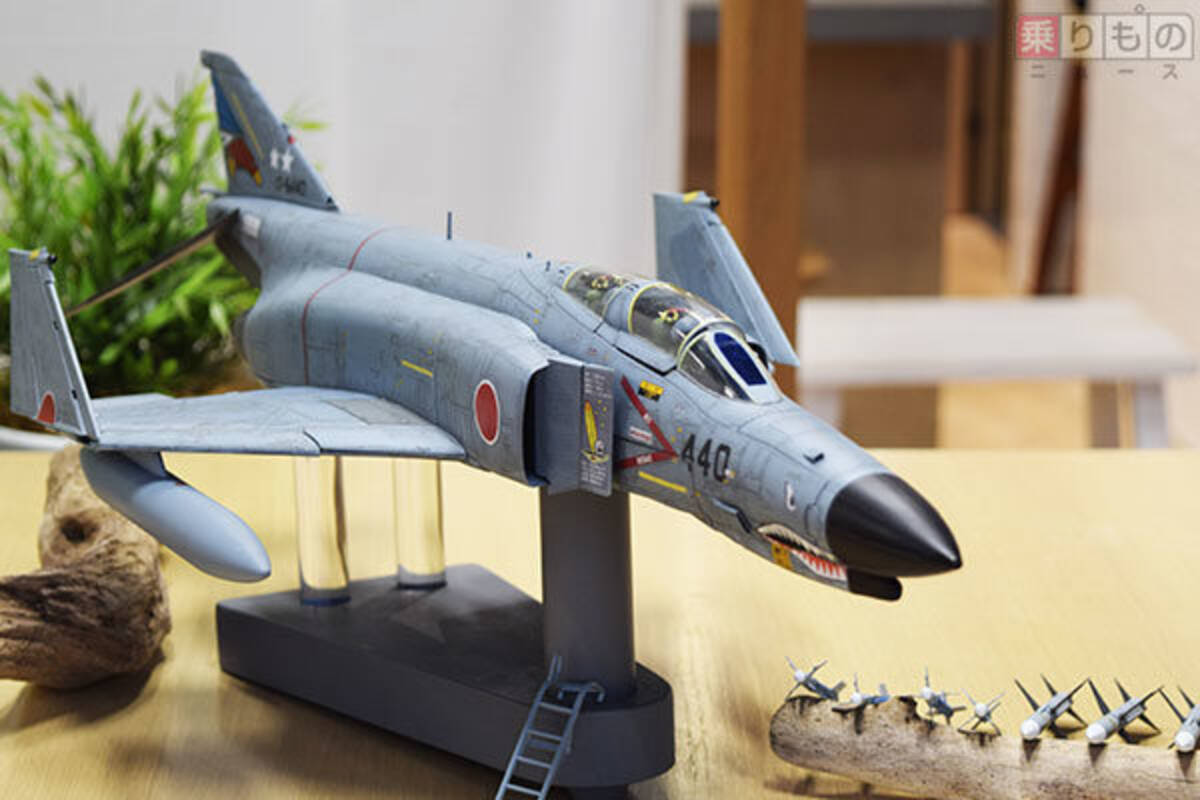 試作機は約300万円 『週刊 航空自衛隊F4-EJ改をつくる！』創刊 