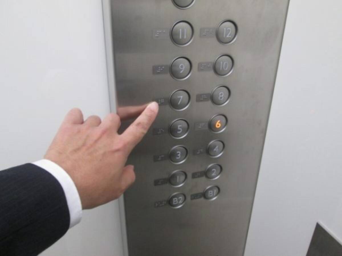 キャンセル 2度押し のナゾ エレベーターの階数ボタン 方法なぜ共通 17年2月4日 エキサイトニュース