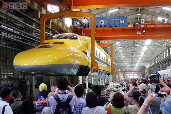 「JR東海、バスにも「ドクターイエロー」？　黄色のバス、その任務とは」の画像