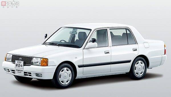 教習車は個人で買えるのか　普通車と異なる装備、車検や価格は？