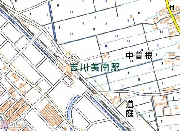 吉川美南、中山香、武豊…　人名のような駅名、全国に　隣り合う駅で人名化する場合も