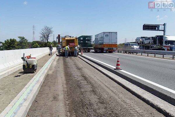 東名阪道の渋滞対策 上り四日市ic手前が先行して暫定3車線に 6月10日から 17年5月25日 エキサイトニュース