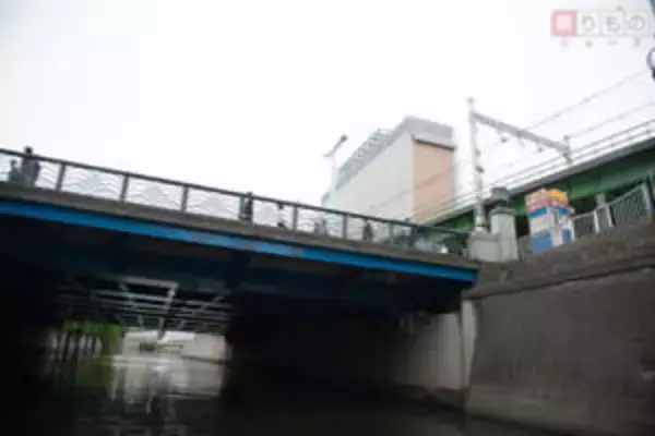 「丸ノ内線を真下から！　神田川下流域、船から眺めた鉄道の風景とは（写真74枚）」の画像