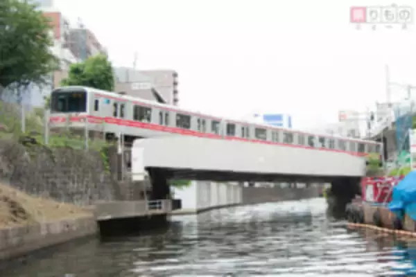 「丸ノ内線を真下から！　神田川下流域、船から眺めた鉄道の風景とは（写真74枚）」の画像