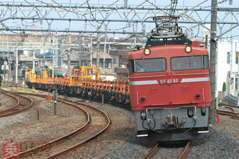 レール輸送用の新型ディーゼルカー「キヤE195系」を東北に導入　JR東日本