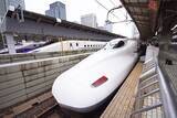 「長～い編成の列車、新幹線や在来線の1位は？　私鉄は意外な「伏兵」も」の画像1