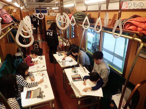 銀座線1000系車内で子どもたちが描いた 未来の地下鉄駅 紙の線路を鉄道模型が走る 18年1月21日 エキサイトニュース