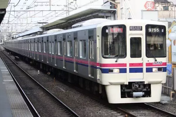 「特急」だから「追加料金」とは限らない！　私鉄では少なくない「無料特急」