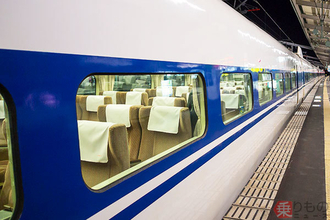 新幹線の窓はこう変わった！　サービスと効率を反映してきたその大きさ