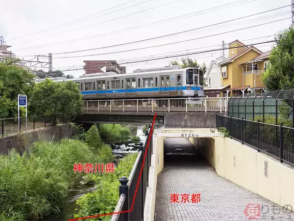 「都県境越え、実に11回！　小田急小田原線と蛇行する境の謎」の画像
