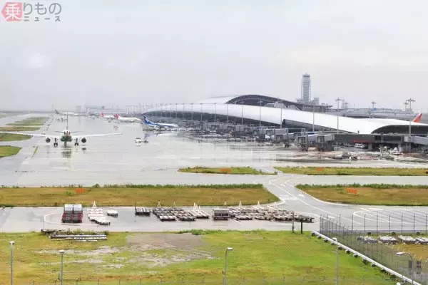 関西空港はいまも沈み続けている！　建物は地盤沈下も織り込み済み　その果てなき戦い