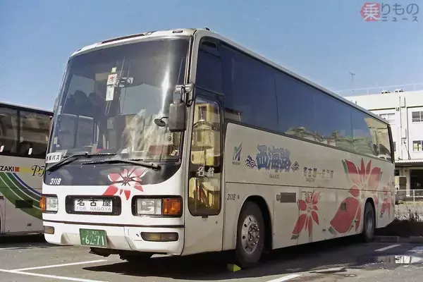 「元「日本最長距離を走るバス」運行終了へ　本州～九州の夜行バス、古参の撤退相次ぐ現状」の画像