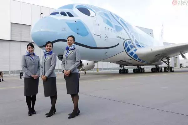 「日本初の巨大旅客機エアバスA380、姿を現す ANA「空飛ぶウミガメ」1号機、ドイツの工場で」の画像