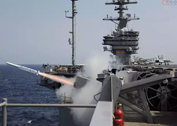 「韓国艦のレーダー照射、なぜ危険なのか？ 背景に「発射＝撃墜」の艦対空ミサイル」の画像