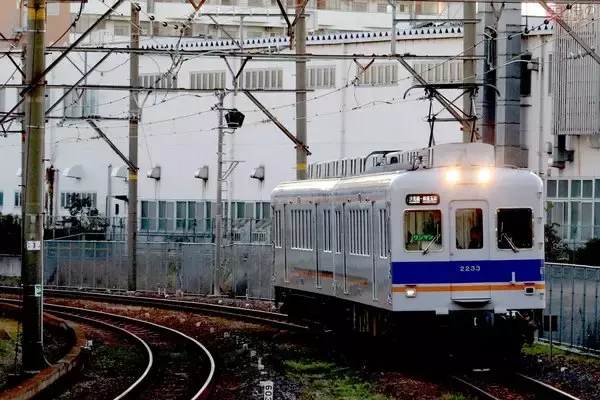 「都会のローカル線」南海汐見橋線に乗ってみた 「幻の関空連絡鉄道」の将来は