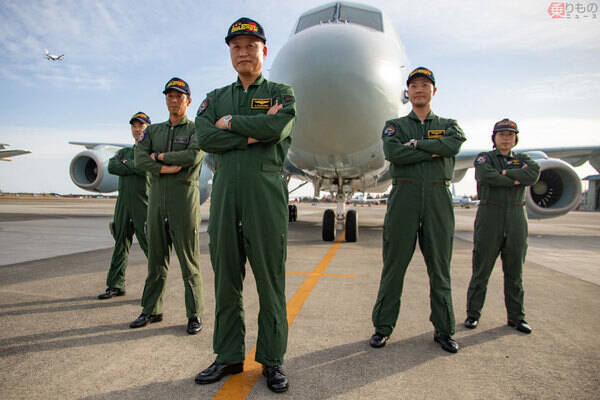 海自p 1哨戒機を飛ばす 精強 第3航空隊ってどんなところ 司令に聞く役割 務め 19年1月28日 エキサイトニュース