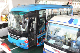日本唯一となった「海をゆく路線バス」鹿児島に バスに乗ったままフェリーに「乗船」