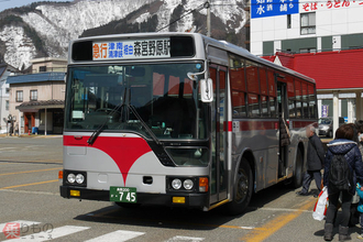 越後湯沢から「JR積雪最高地点」へ 豪雪地帯の生活を支える県境越え路線バス