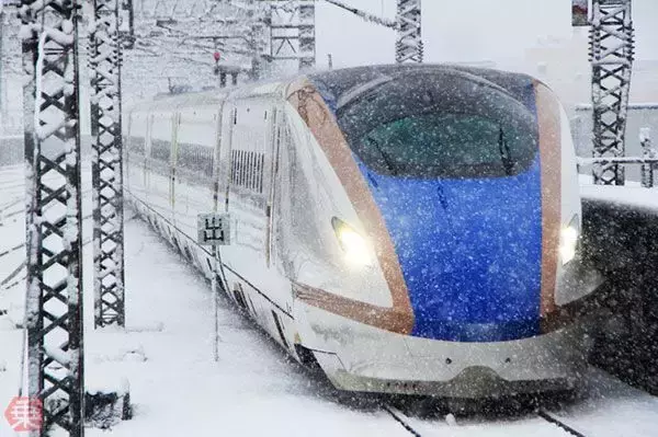 雪に強い鉄道と弱い鉄道、何が違うのか 都会が弱い要因は「設備」だけではない？