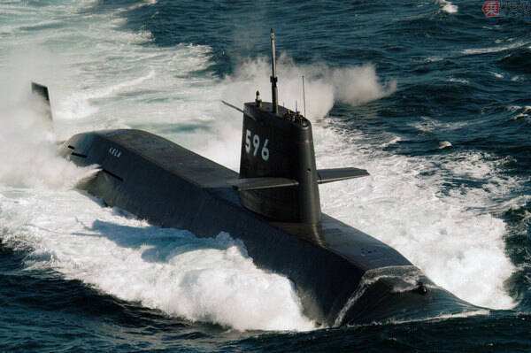 目指すは通常の3倍！ 水中の速さ追求した旧海軍の高速潜水艦、開発経緯とコトの顛末