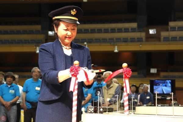 会場を埋め尽くす鉄道模型！ 静岡「グランシップトレインフェスタ」スタート