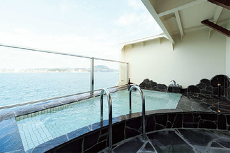露天風呂まで！ 長距離フェリー、どこまで進化するのか？