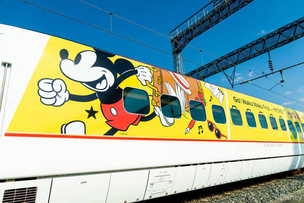 ミッキー新幹線 きょう出発進行 外も中もミッキーだらけ 写真で紹介 19年5月17日 エキサイトニュース