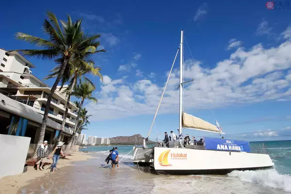 ANA「フライングホヌ」就航に合わせ、船「セイリングホヌ」登場 ハワイで乗ってみた