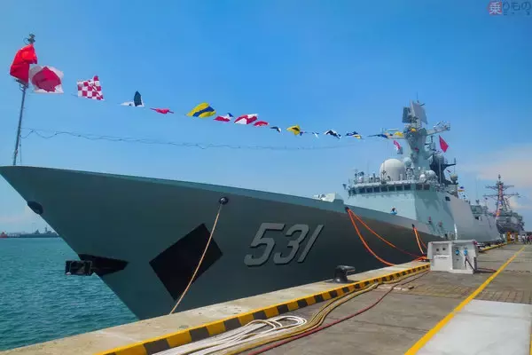 「空母化の海自「いずも」、東南アジアはどう見ている？ シンガポールで一般公開の意義」の画像