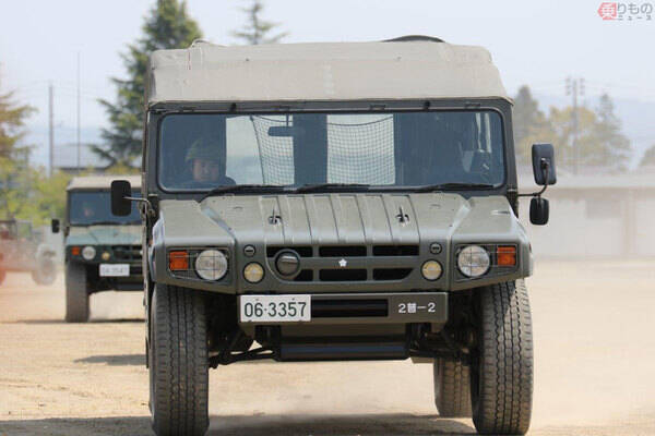 自衛隊車両 暗闇でどう走らせる フロントのセンサー状のアレ 管制灯火 とは 19年7月日 エキサイトニュース 4 4