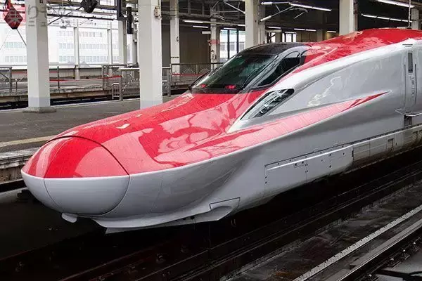 「列車内で忘れ物、どうすれば取り戻せる？ 探すコツや引き取りの方法」の画像